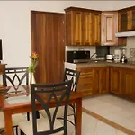 Lovely Quinta Avenida Apartments